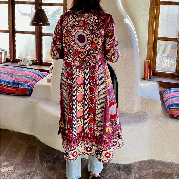 Reversal duster from Afghanistan with the initials or N. R. made from silk Ikat - Picture 3 of 16